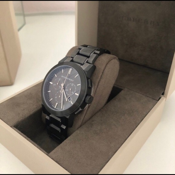 Burberry Men's Watch - Picture 2 of 3
